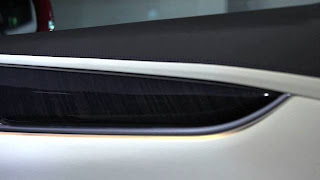 A look into how Cadillac designers are inspired by nature's palette when using wood in the XTS interior.