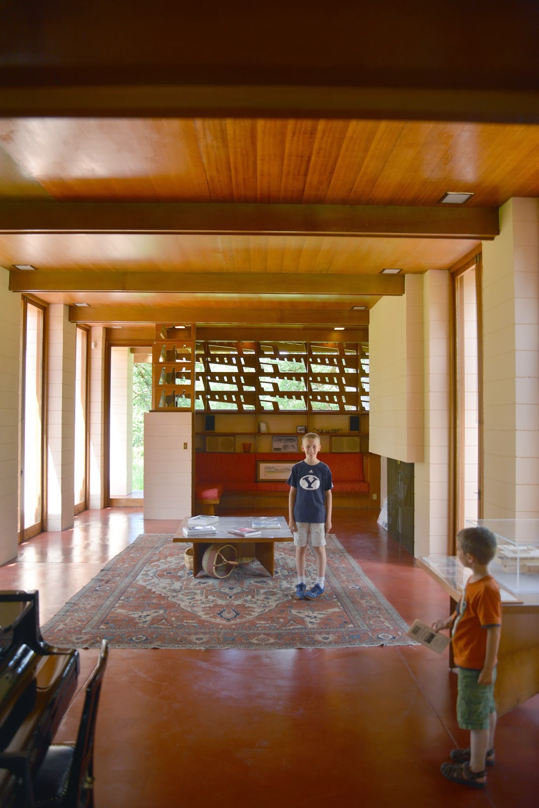 Oregon Garden and the Gordon House lightinleaves