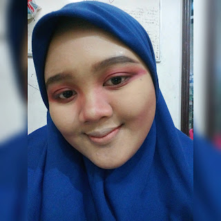 one-colour-makeup-inspiration