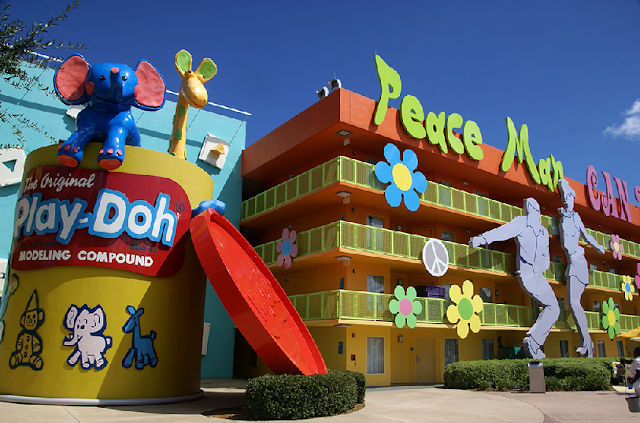 Decoração do Hotel Pop Century na Disney em Orlando Decoração do Pop Century Disney