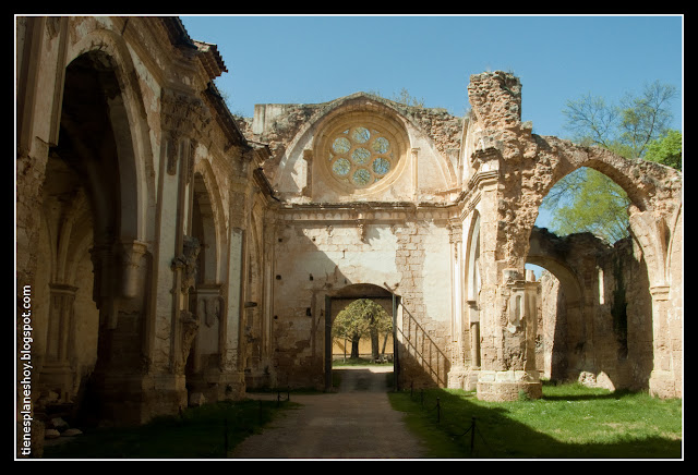 Iglesia Monasterio de Piedra