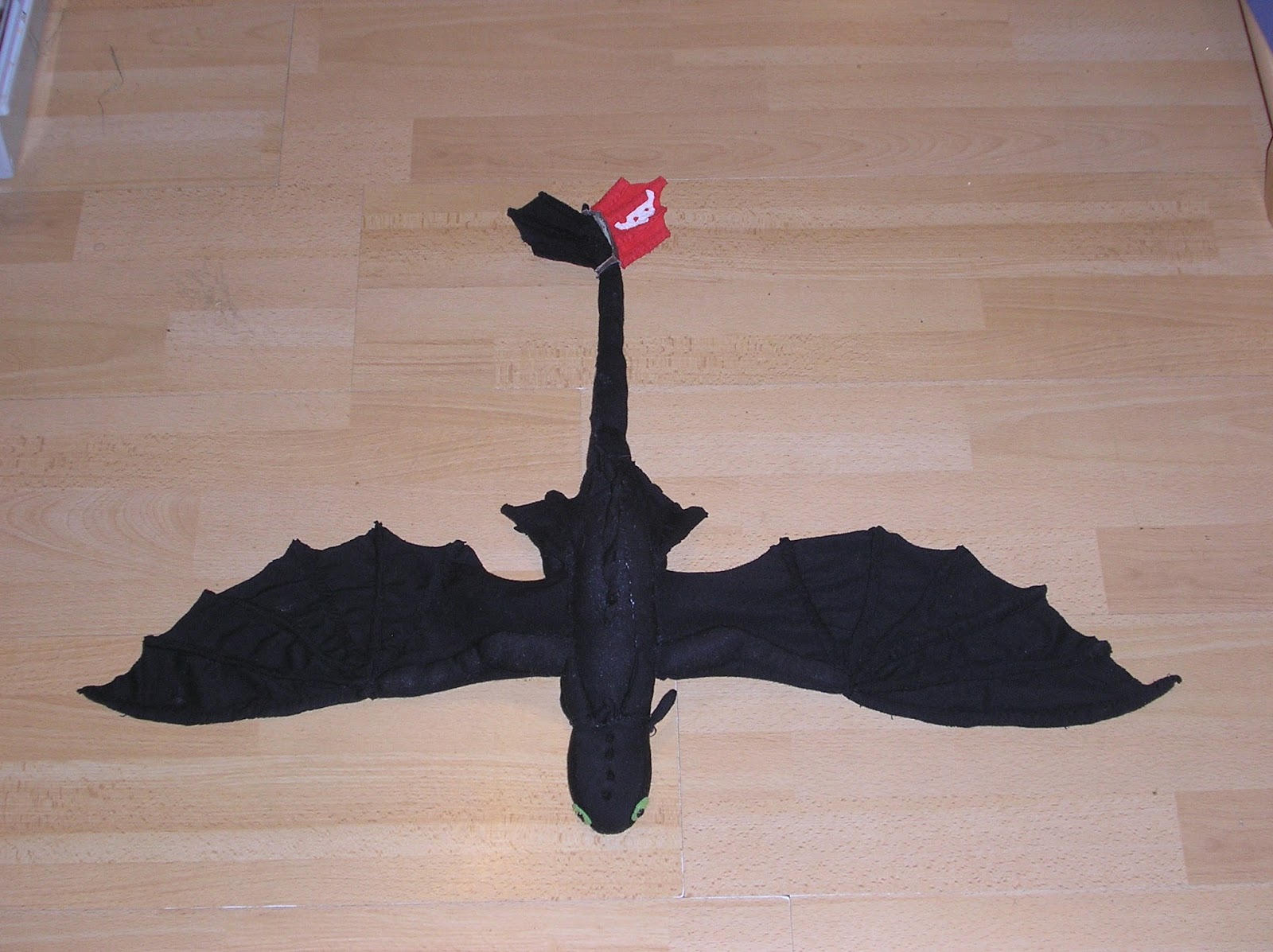 toothless tail fin design