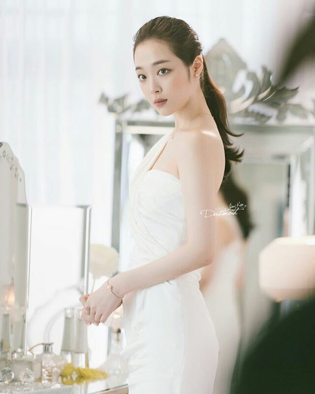 설리 인스타 업뎃사진 | 인스티즈