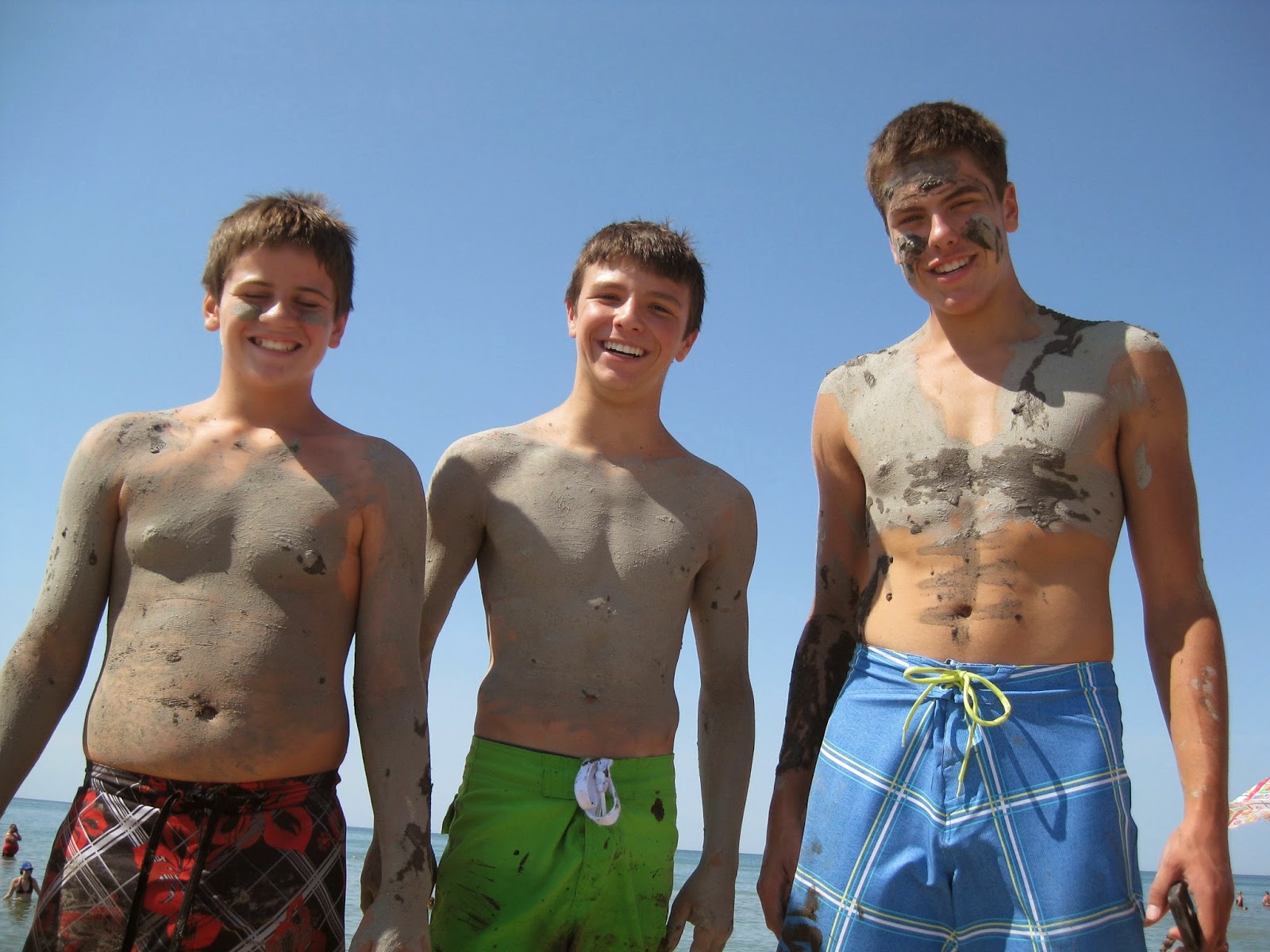 how teen boys like it Nipple n boobs in a row