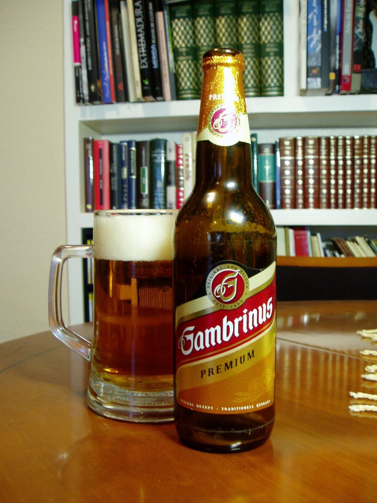 Пивоварня гамбринус. Чешское пиво Gambrinus. Gambrinus Premium 12. Пиво Гамбринус Чехия. Цветное пиво.