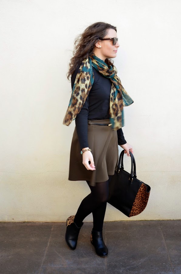 caqui, piensa en verde, blogger, castellón , moda, looks, style, mi vestido azul, fashion blogger, outfits , green, animal print
