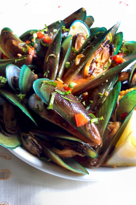 Now you see ’em… deadhungry