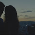 To «Οντως Φιλιούνται;» του Γιάννη Κορρέ φτάνει στο σινεμά ακριβώς τη στιγμή που το χρειαζόμασταν