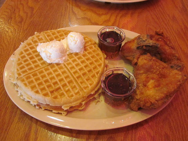 Roscoe S Chicken And Waffles Long Beach Roscoe S Chicken And Waffles Long Beach