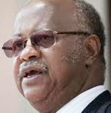 Carlos Gomes Júnior a contas com a justiça Intelectuais Balantas Na