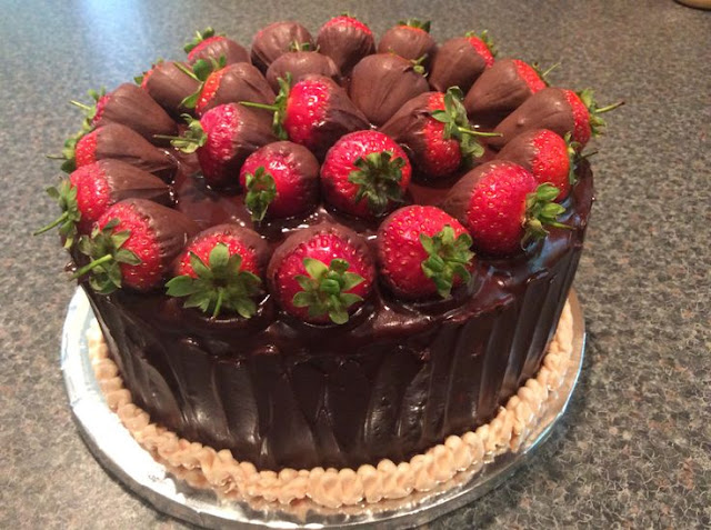 Happy Fathers Day Cakes & Chocolates 2017 - Gifts For Fathers Day From Son And Daughter Happy Fathers Day Cakes & Chocolates 2017 - Gifts For Fathers Day From Son And Daughter