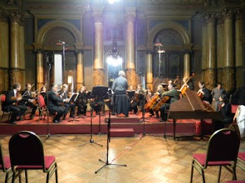 Hernàn grabando de la Orquesta de Càmara de la La Plata