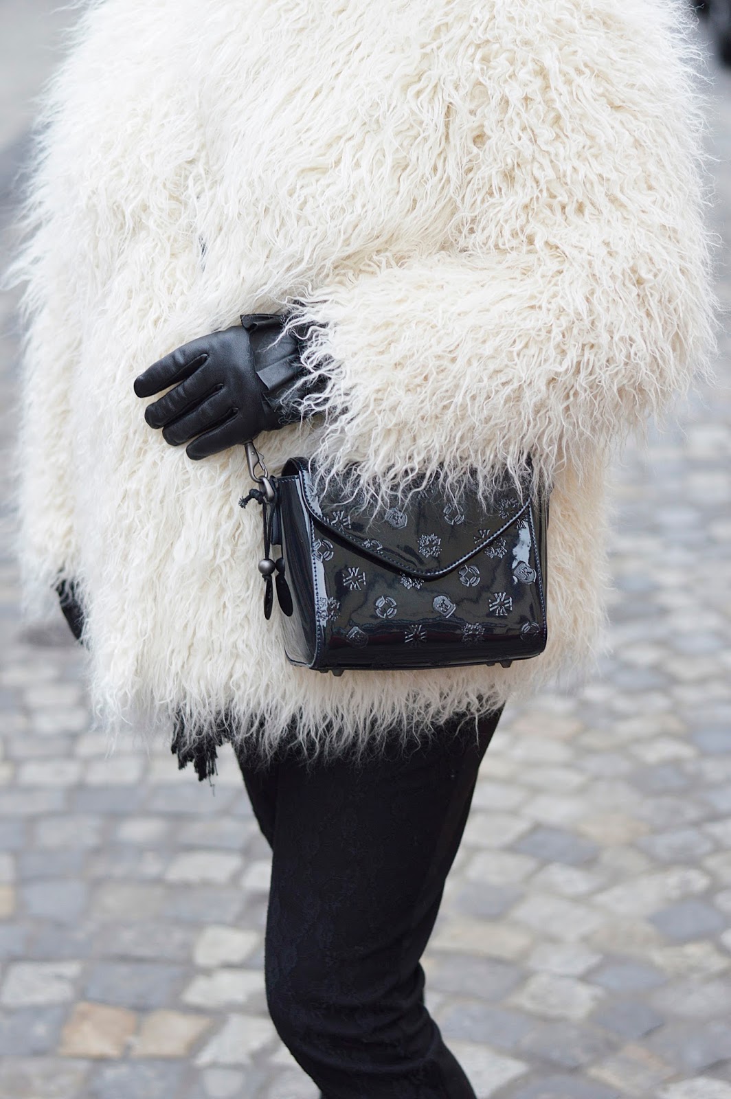 kremowe futerko H&M, creamy fur H&M, winter style, winter outfit, zimowa stylizacja 