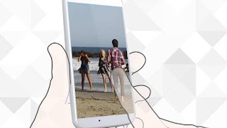 With Moto X, you can open the camera with a twist of the wrist Just touch the screen to always snap the perfect shot.