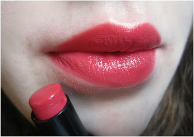 Wet 'n' Wild Mega Last Lipstick in 'Coral-ine'