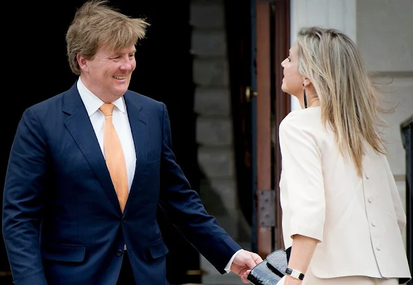 Queen Maxima and King Willem-Alexander with Embassador Bekink attend dinner about foreign policy priorities (Denktank) at the Dutch Embassy in Washington