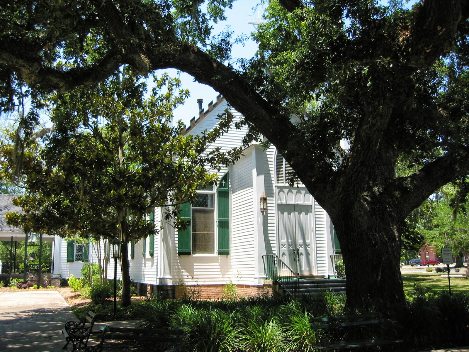 Harri & Mag Pass Christian Girls' Weekend