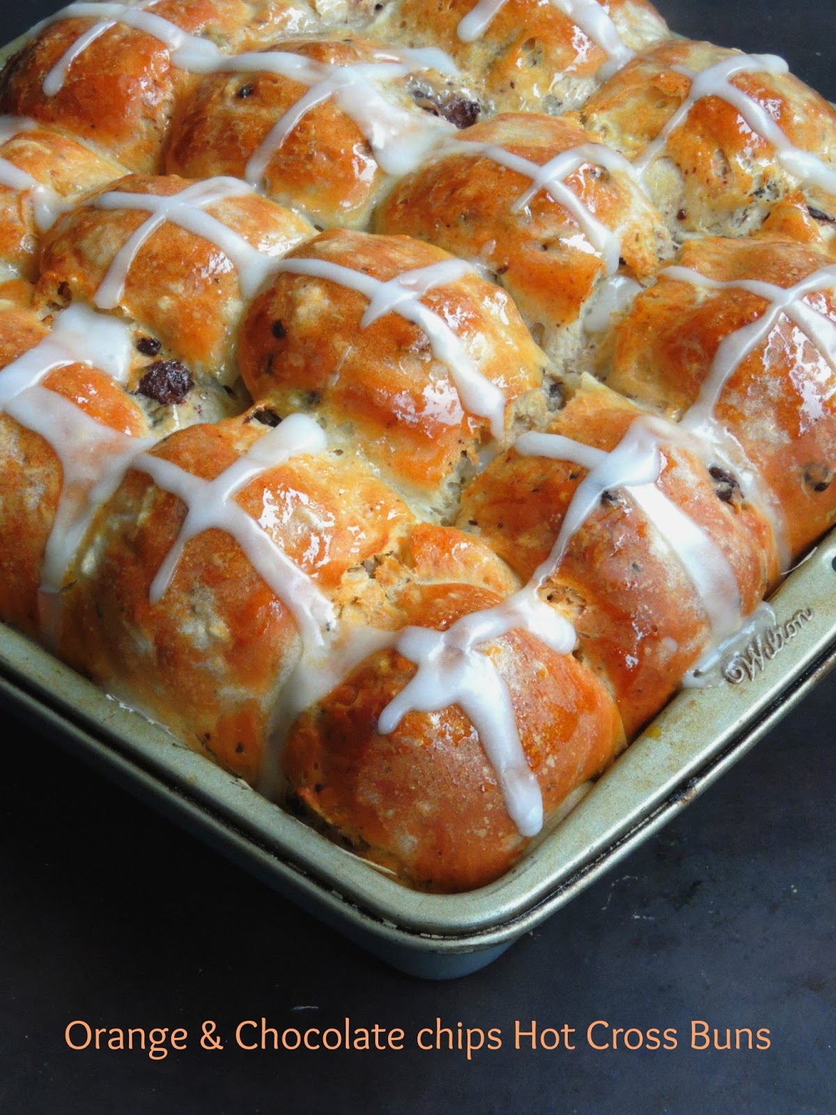 Priya's Versatile Recipes Orange & Chocolate Chips Hot Cross Buns