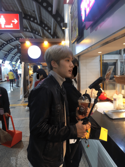 전국구로 목격담 올려지고 있는 남자아이돌 | 인스티즈