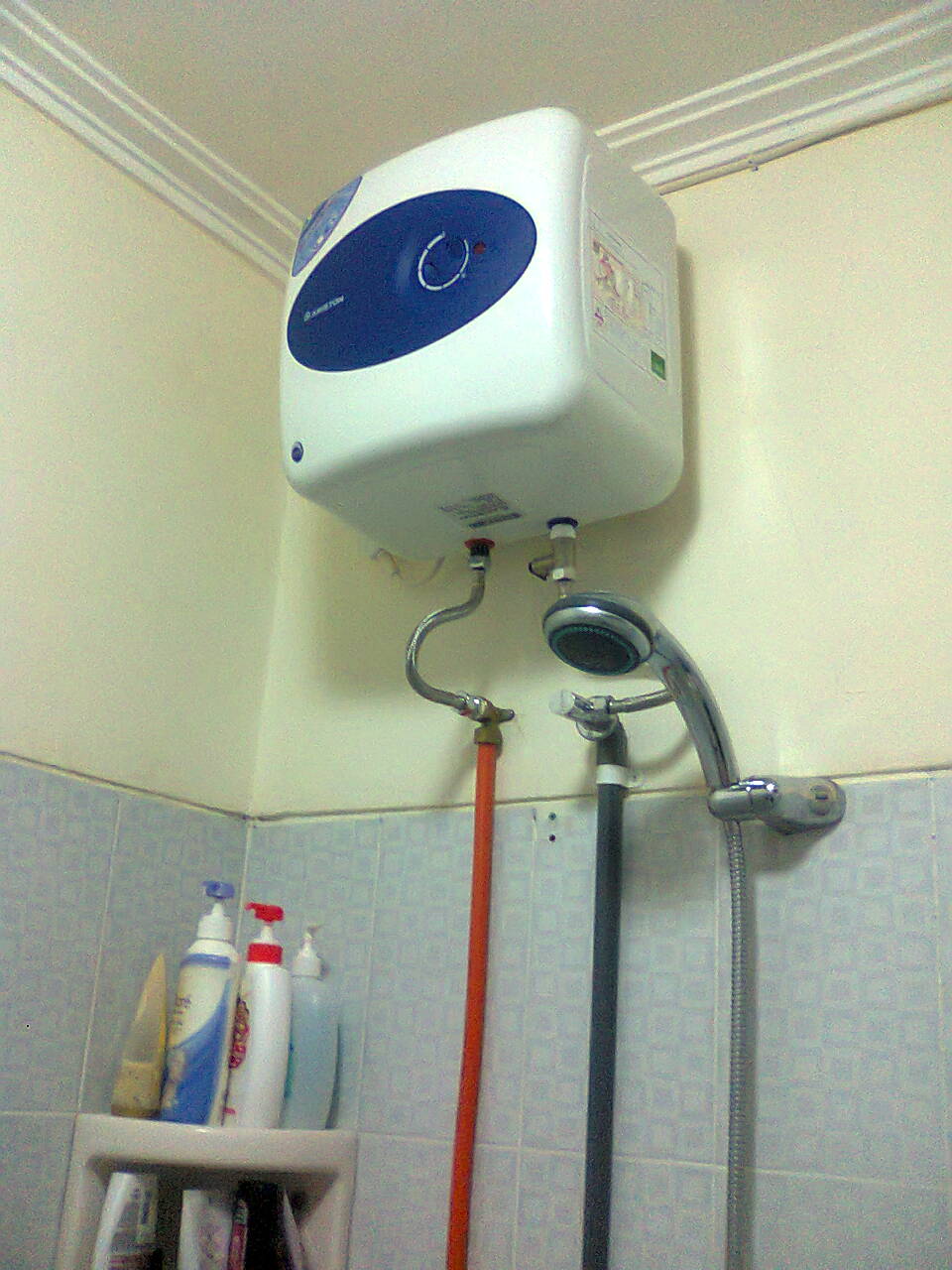 Menara Teknik Indonesia: Pasang, Cuci & Service AC Makassar