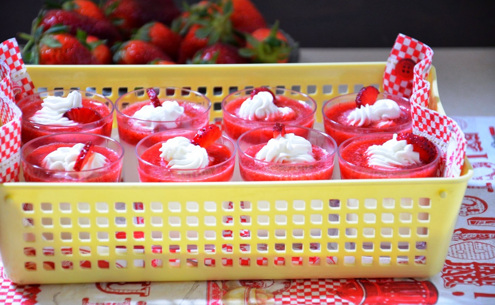 My Mom’s Recipes And More בלוג אוכל Strawberries and Cream