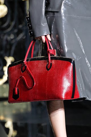 Louis Vuitton Fall Winter 2011 2012: THE BAGS |In LVoe with Louis Vuitton