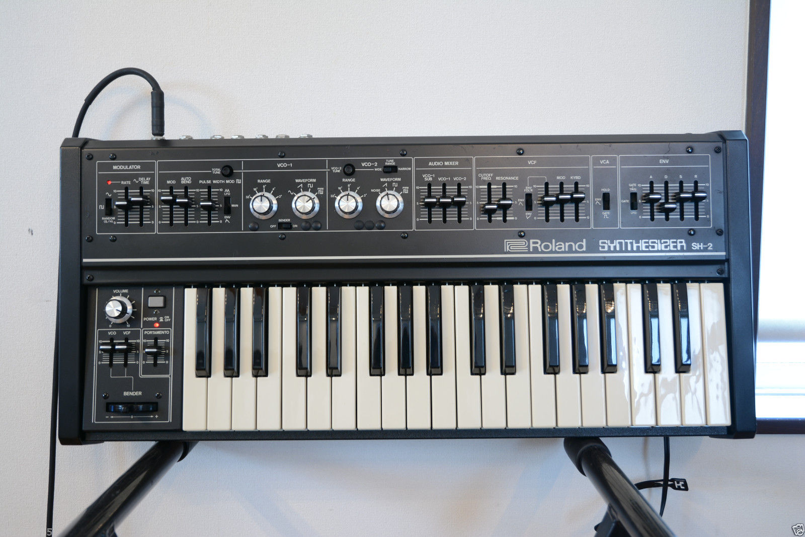 MATRIXSYNTH Roland SH2 Vintage Analog Synthesizer SN 044573 with