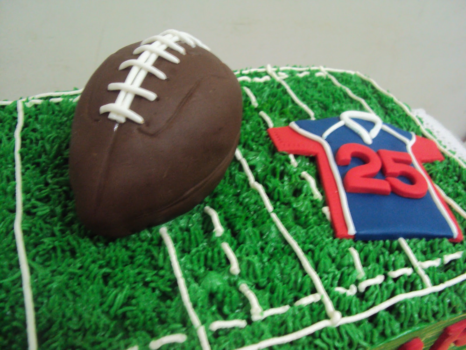 L'mis Cakes & Cupcakes Ipoh Contact 0125991233 Rugby Field Cake