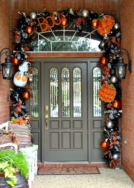 The Domestic Curator Fun Outdoor Decor Outdoor Decorations Might Be Right Up Your Ally From The Elaborate To Simple And Y Whimsical You Are Sure Find Something Here