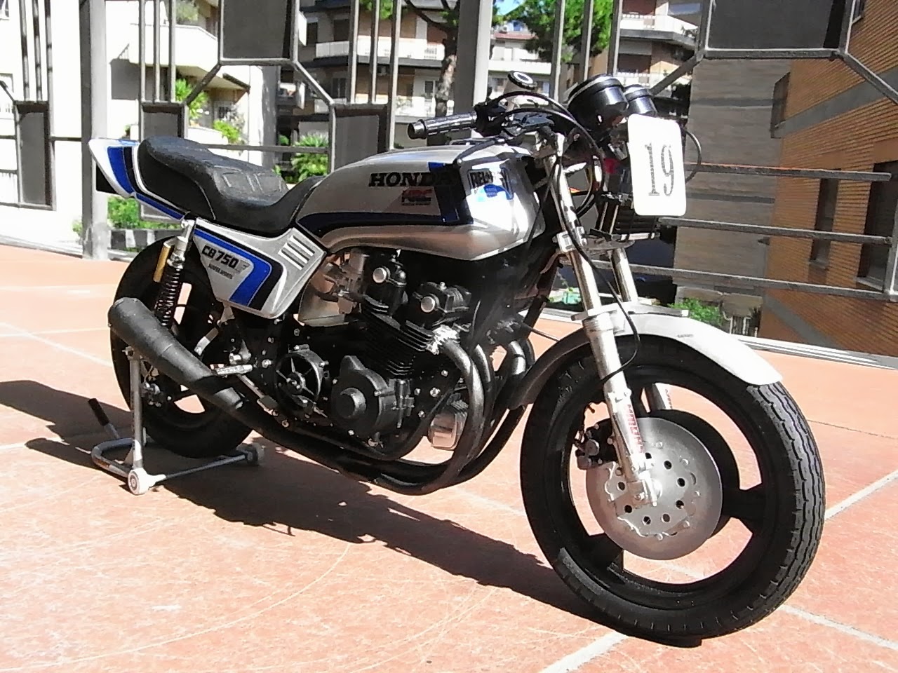 プラモときどきフォト: CB750F スペンサー・レプリカ （リハビリ～最終回）
