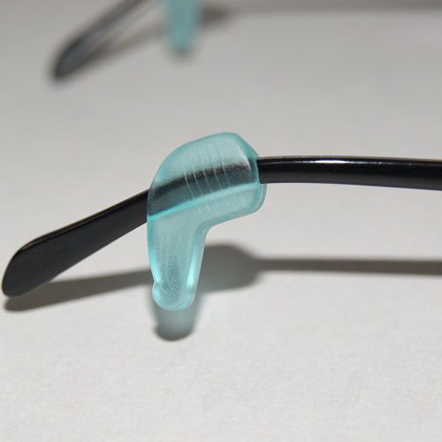 Eyewear retainers to stop your glasses from slipping down ...