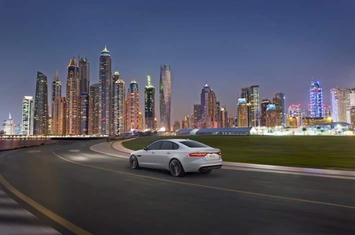 Image 12: 2016 Jaguar XF