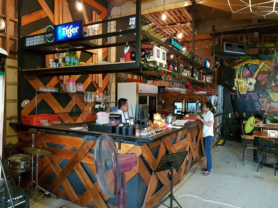 The Hub Bar & Bistro in Marina Miri City Miri Food Sharing