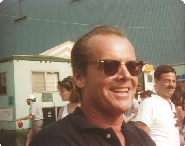 27 Intimate Photos of Celebrities From Backstage at Live Aid in 1985