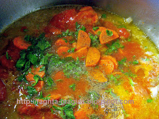 Αρνάκι ή κατσικάκι κοκκινιστό με κολοκυθάκια - από «Τα φαγητά της γιαγιάς»