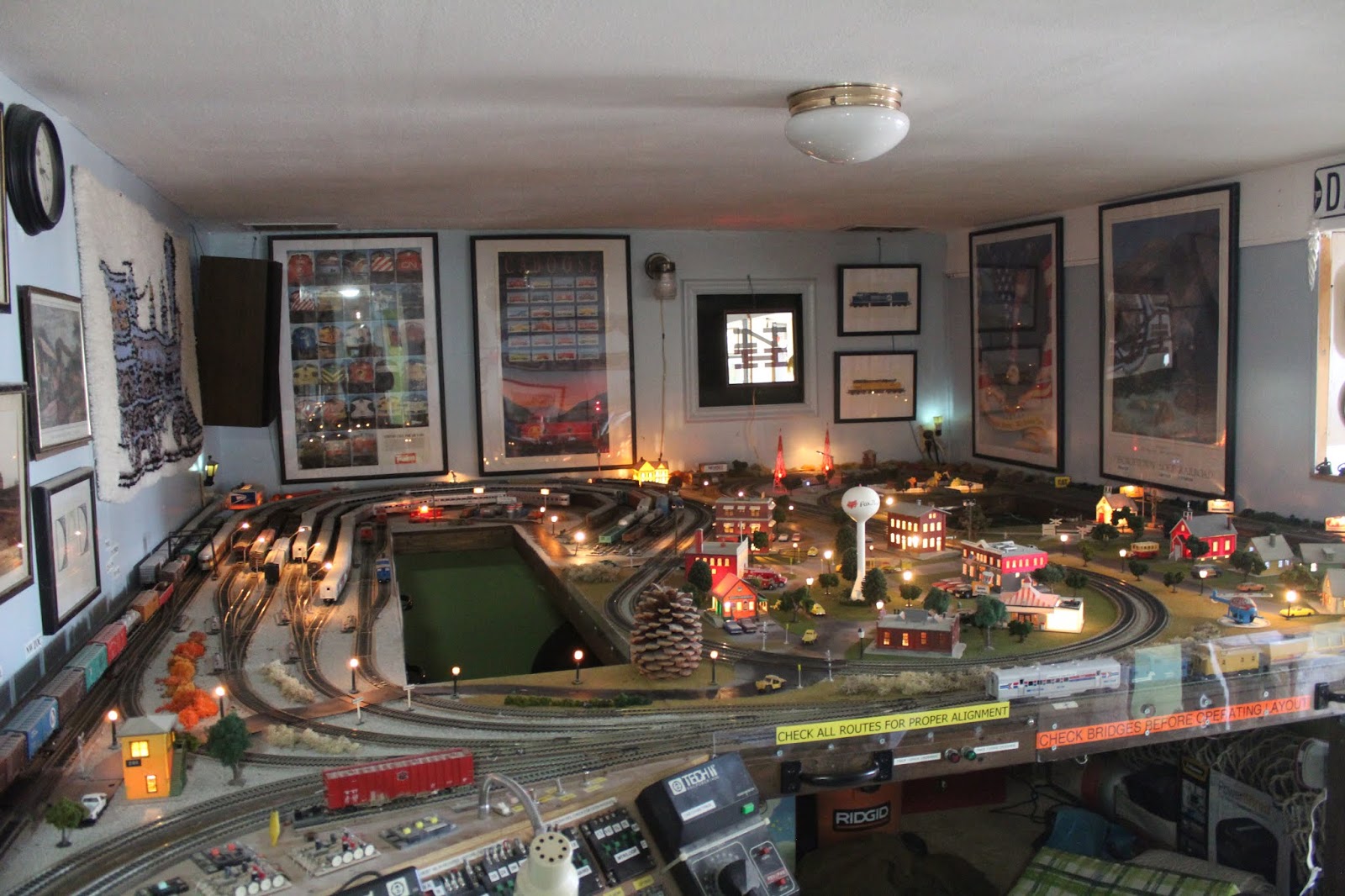 Phil S Train Layout
