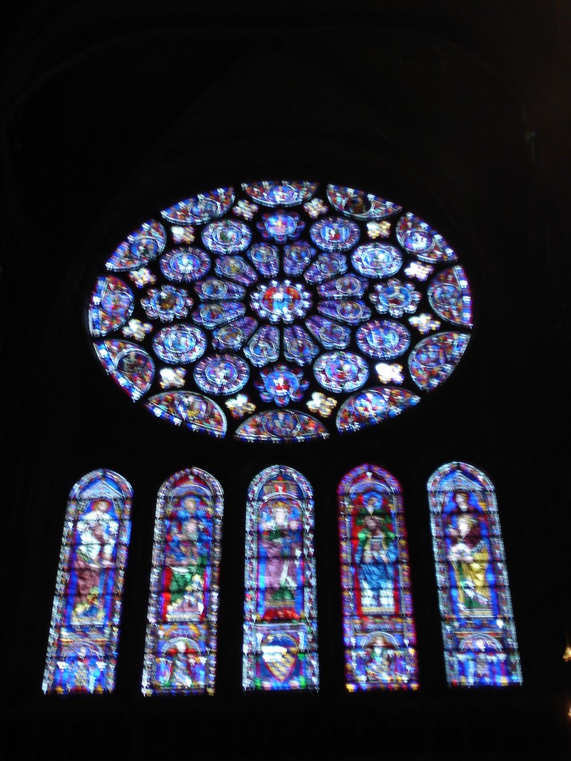 I Viaggi di Raffaella Chartres e la Cappella Reale di Dreux