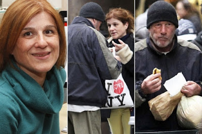 Una turista le dio una pizza a un necesitado sin saber quien era este en realidad