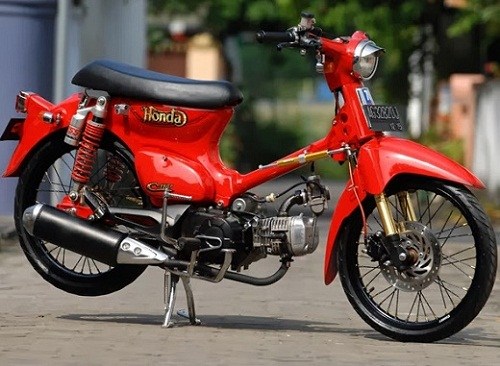 Motor Jadul Astrea  Prima  Modifikasi  C70 Klasik Jari Jari 