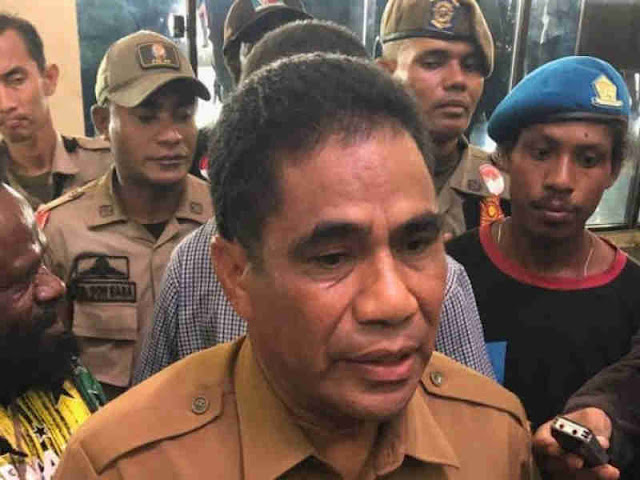 SKPD Provinsi Papua Diminta Tak Pesimis Dengan Rencana Perampingan Birokrasi SKPD Provinsi Papua Diminta Tak Pesimis Dengan Rencana Perampingan Birokrasi