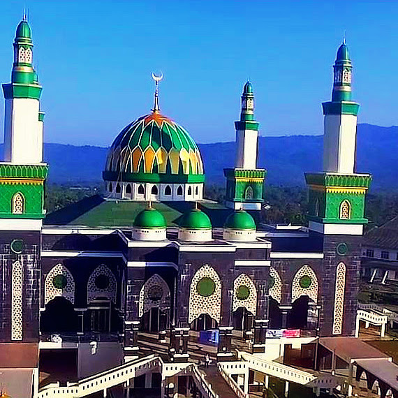 Masjid Agung Sultan Abdullah, Objek Wisata Religi di Lebong