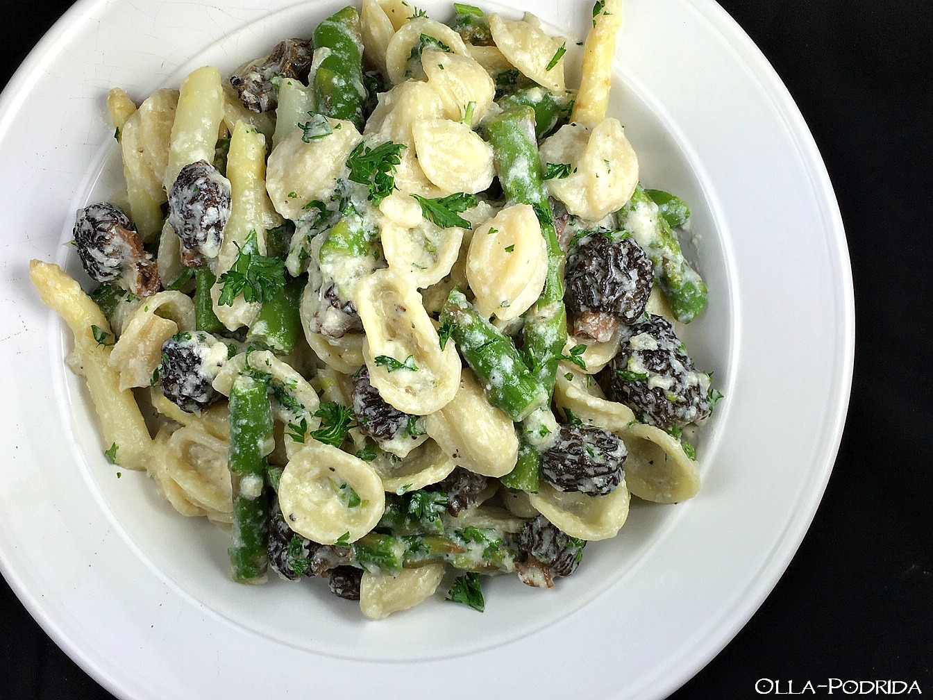 OllaPodrida Springtime Pasta with Asparagus and Morels