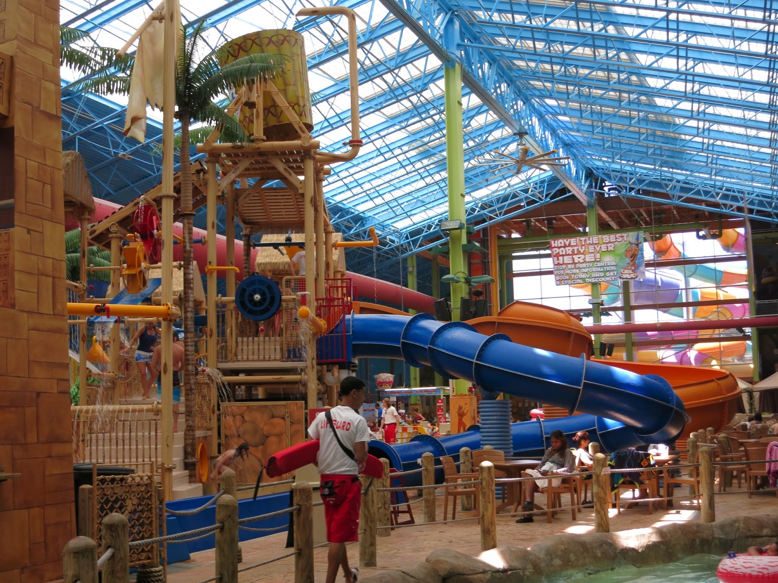 Susan's Disney Family Sahara Sam's Oasis Indoor & Outdoor Water Park a great family fun place!