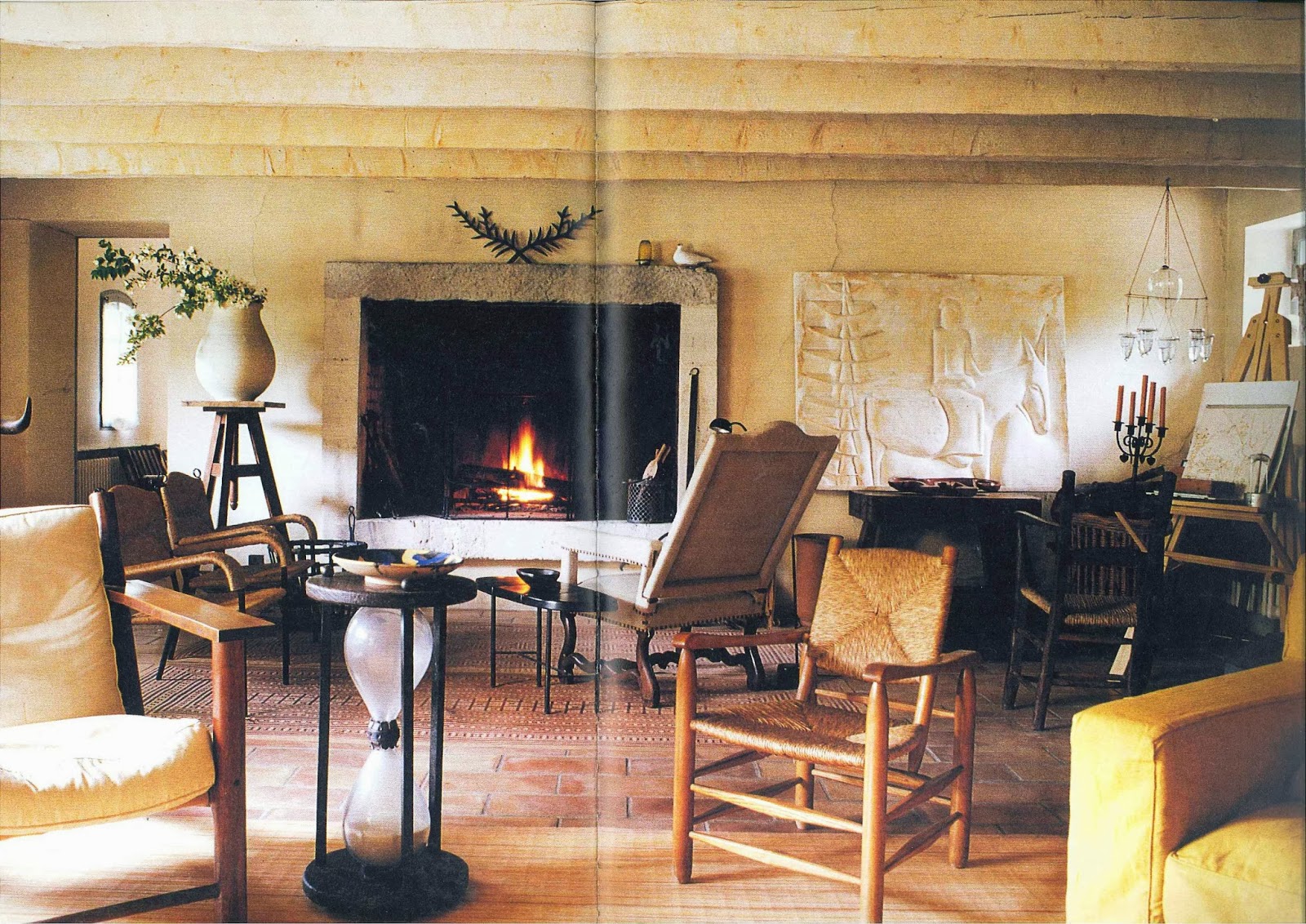 JOHN STEFANIDIS LIVING BY DESIGN / BOOKS Jacques Grange