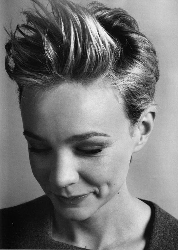 Carey-Mulligan-Elle-2.jpg