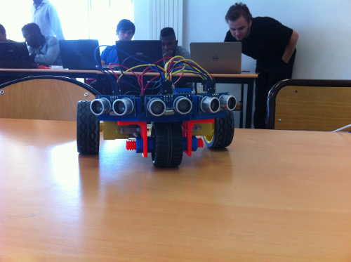 Macduino: Sonar Robot (multiple HC-SR04)