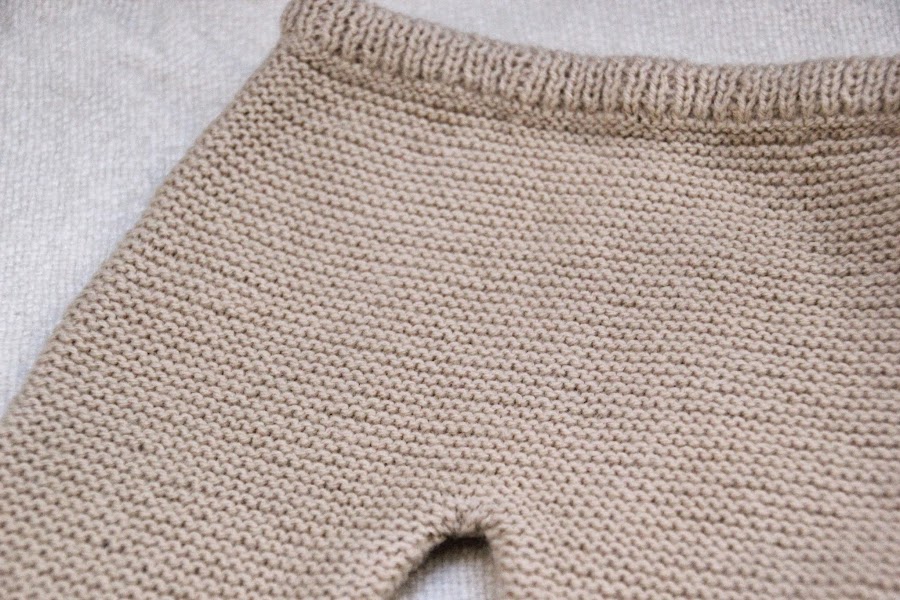 DIY Conjunto bebé parte 1: Como hacer pantalones de lana (patrones)