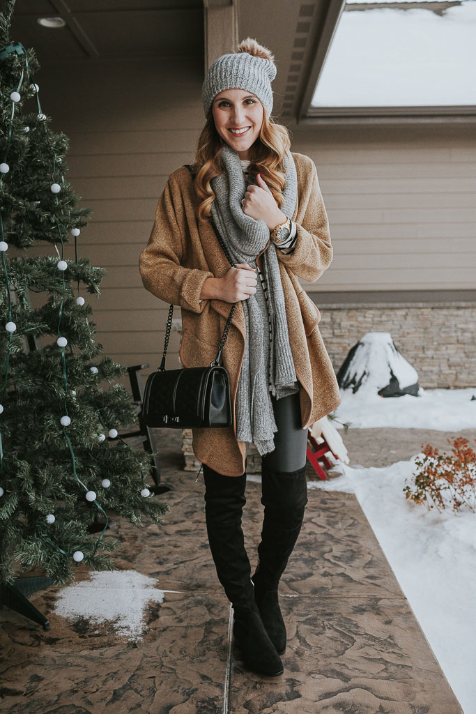 What to Wear for Holiday Travel Twenties Girl Style