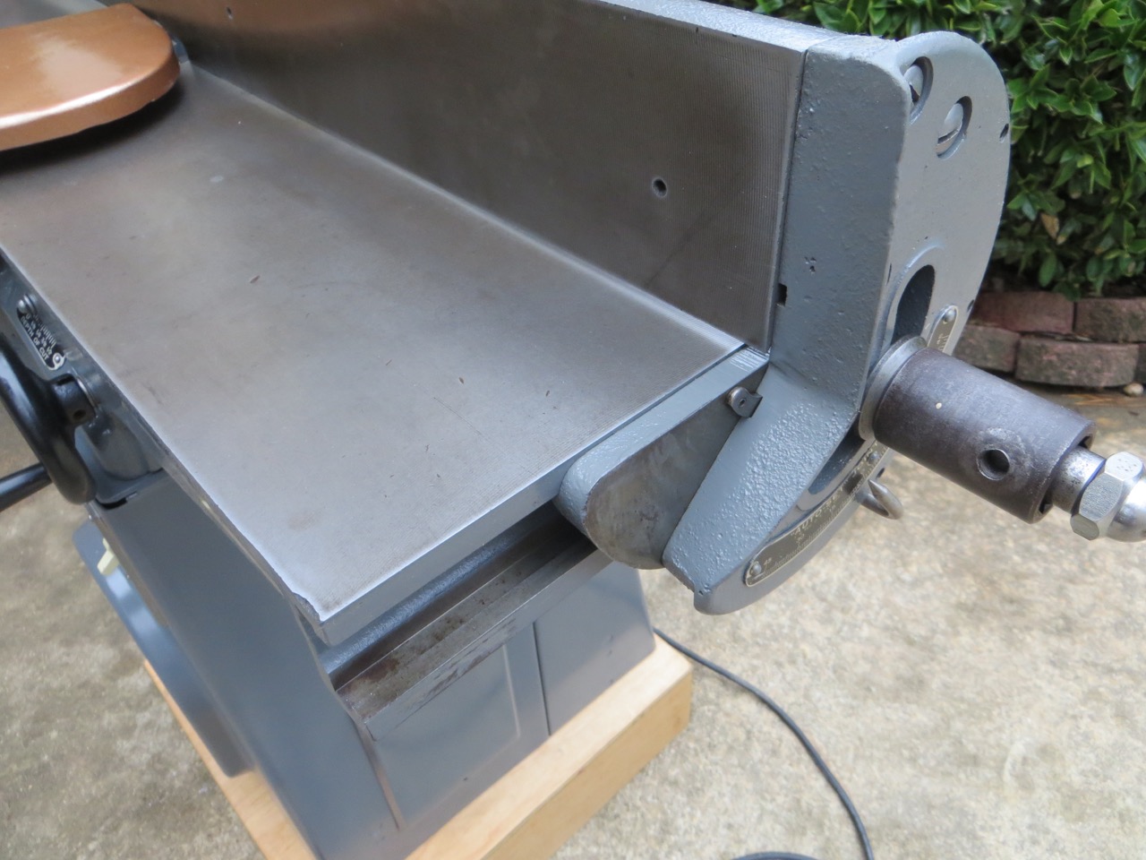 The Project Lady Rockwell 37220 6″ Jointer Makeover + Caster Base & Push Blocks