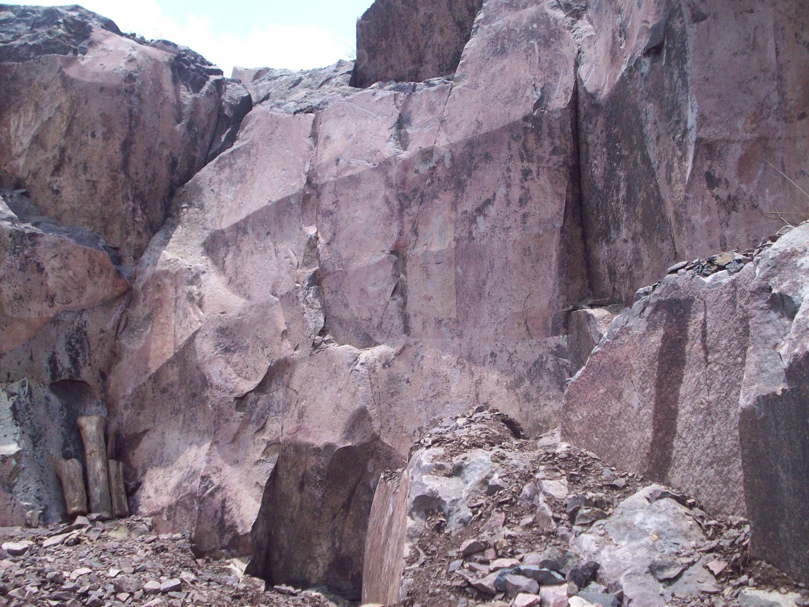 Batu Andesit | Media Pembelajaran Geografi